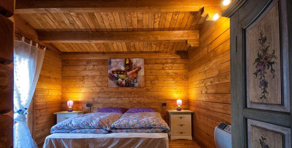 Chalet Dei Parchi Bed and Breakfast Saracinesco Δωμάτιο φωτογραφία