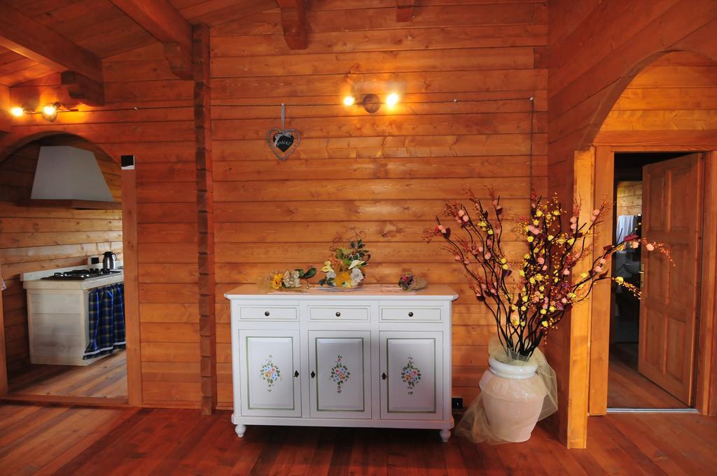 Chalet Dei Parchi Bed and Breakfast Saracinesco Εξωτερικό φωτογραφία